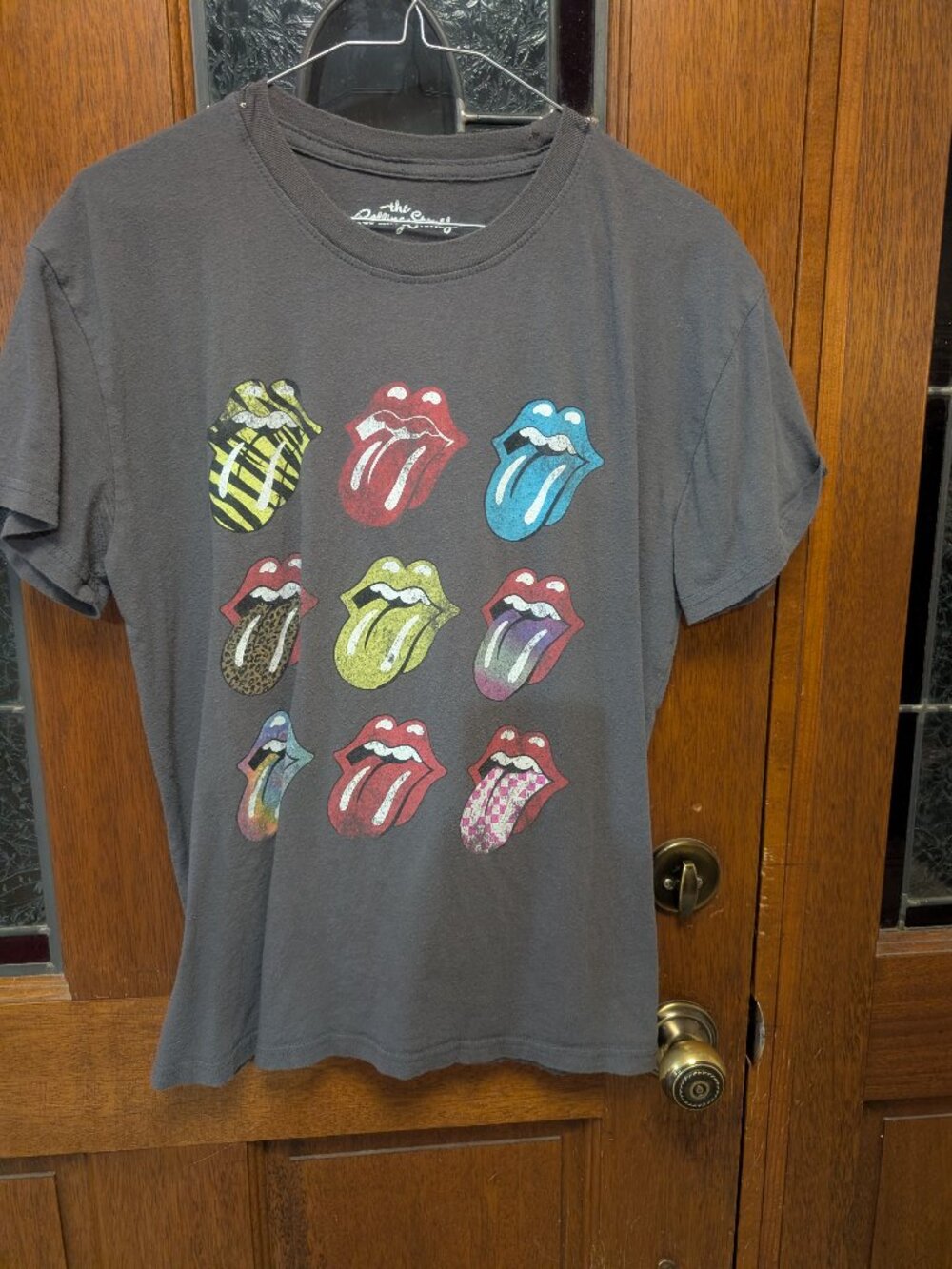 Womens gray graphic tee, size Large